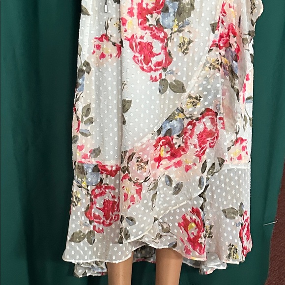 Floral Ruffle Dress - Picture 2 of 4